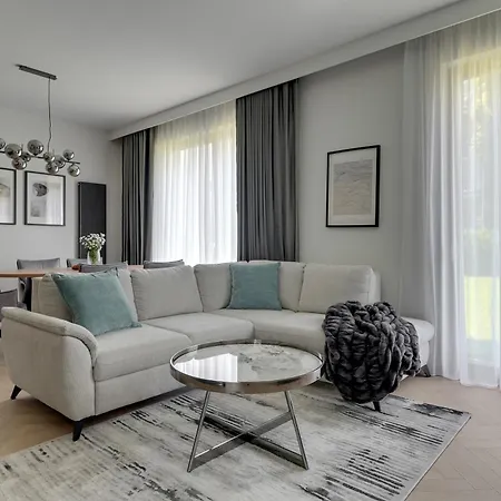 Nadmorski Dwór Premium With Parking Sauna&gym By Lion Apartamento *